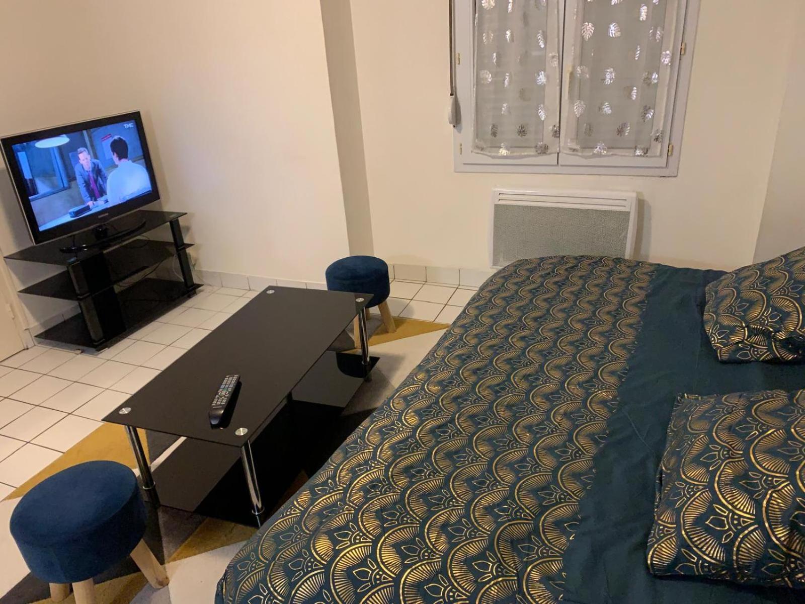 Apartment Centre